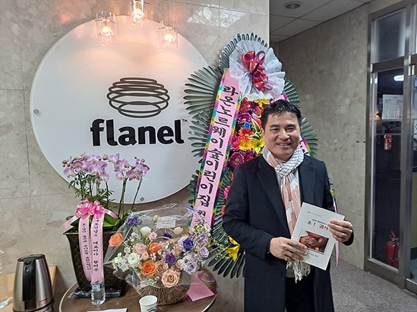 ▲ 를 발행하고 콘서트를 마련한 고종환 교사. 32년차 교사로 열정의 아이콘이기도 하다 ⓒ오문수