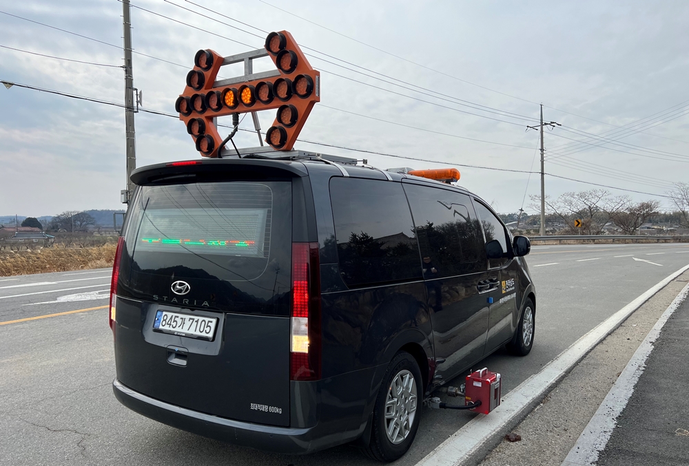 ▲ 차선 반사성능 검사장비