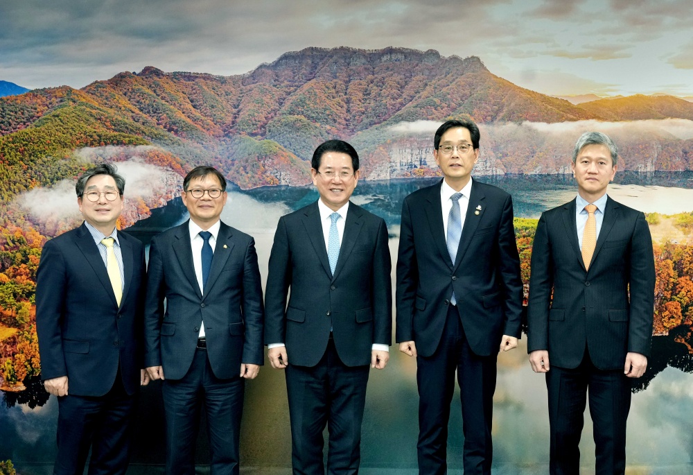 ▲ 한훈 통계청장이 전남도청을 방문했다.