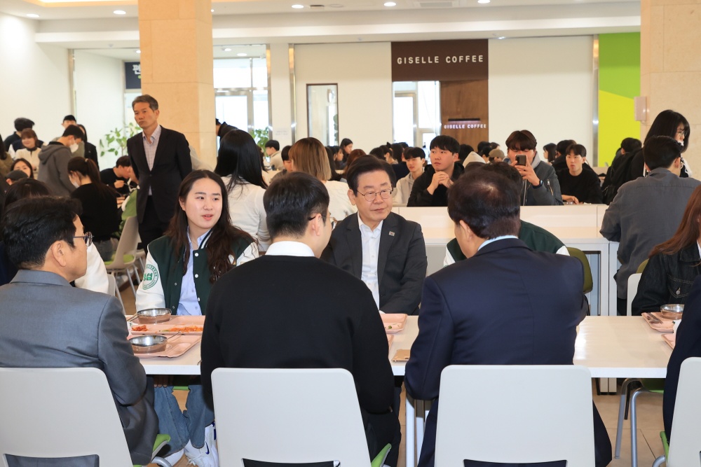 ▲ 전남대학교 ‘천원의 아침밥’ 현장을 방문한 이재명 민주당 대표