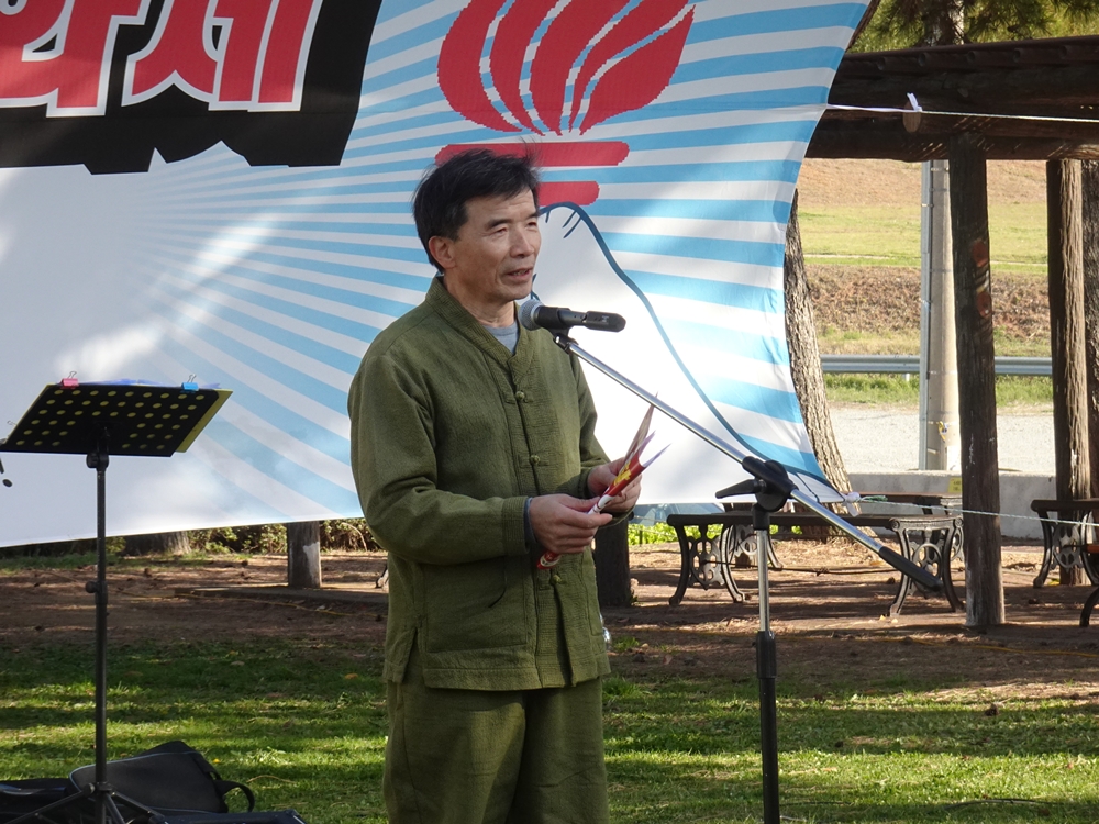 ▲ 여수시민협 이현종 전 대표는 시민의 적극적인 권력 감시를 말했다.