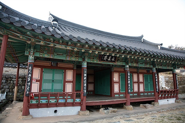 ▲ 광양 태인동에 있는 '영모제' 모습으로 우리나라 최초로 김양식에 성공한 김여익을 기리는 사당이다. ⓒ 오문수 