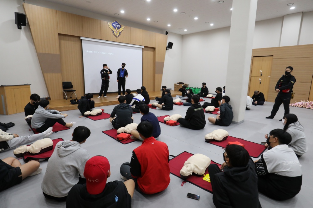 ▲ 심폐소생술 교육