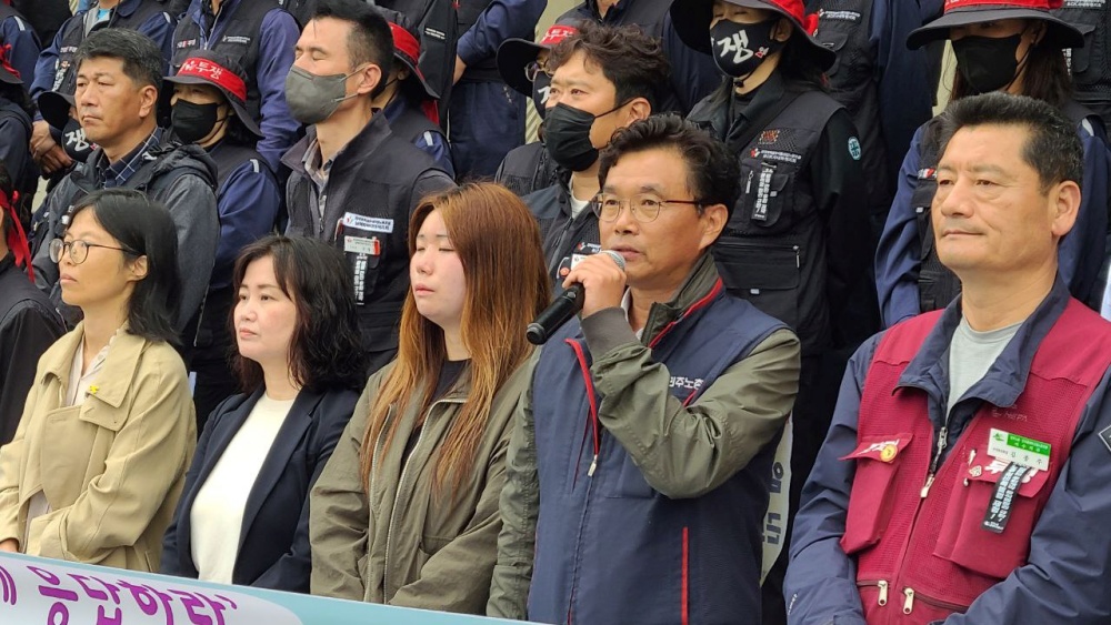 ▲ 최관식 지부장이 발언하고 있다. ⓒ민주노총 여수시지부