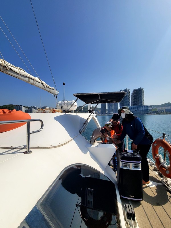 ▲ 여수 관광명소 나들이 떠난 여수시장애인종합복지관