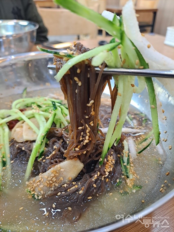 ▲여수 여서동에 있는 냉면집, 한국가나식당 물냉면이다.  ⓒ조찬현