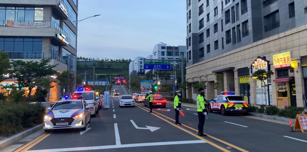 ▲ 교통법규 위반 이륜차 합동단속 현장