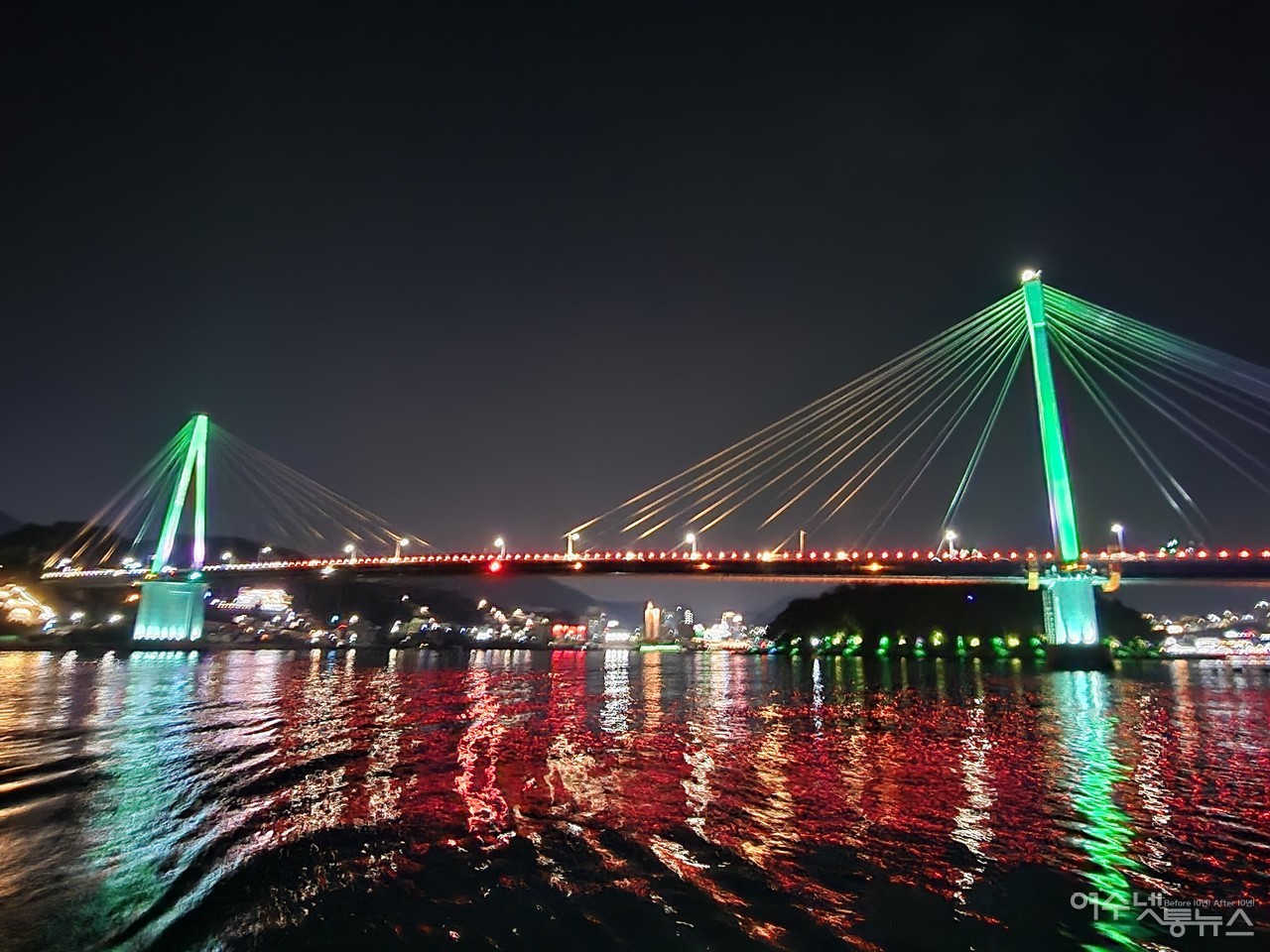 ▲ 마이다스 요트에서 본 장군도 모습 ⓒ심명남