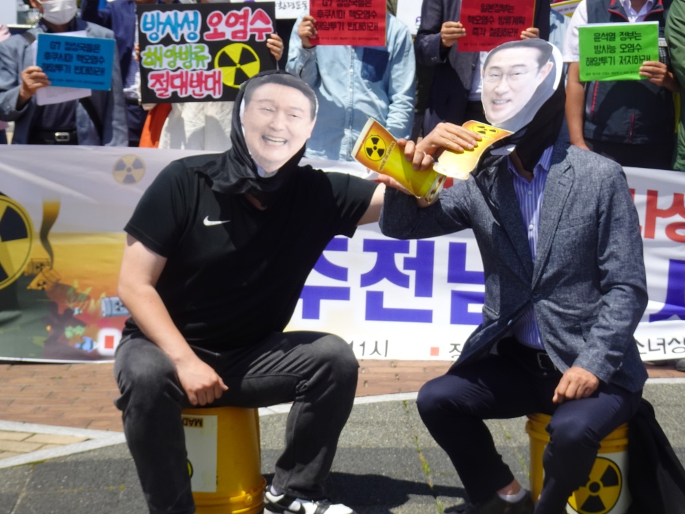 ▲ 윤석열 대통령과 일본 기시다 후미오 총리 퍼포먼스