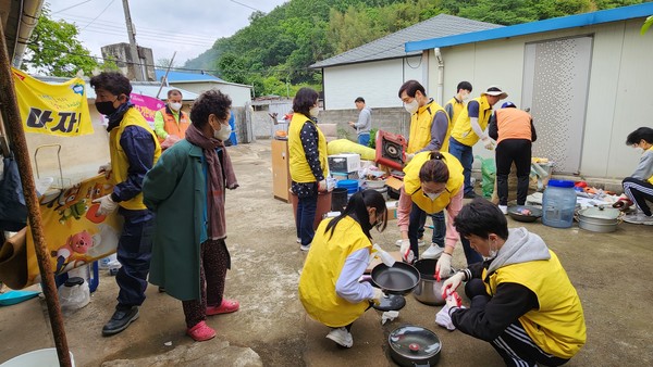 ▲ 독거어르신 4세대 집수리