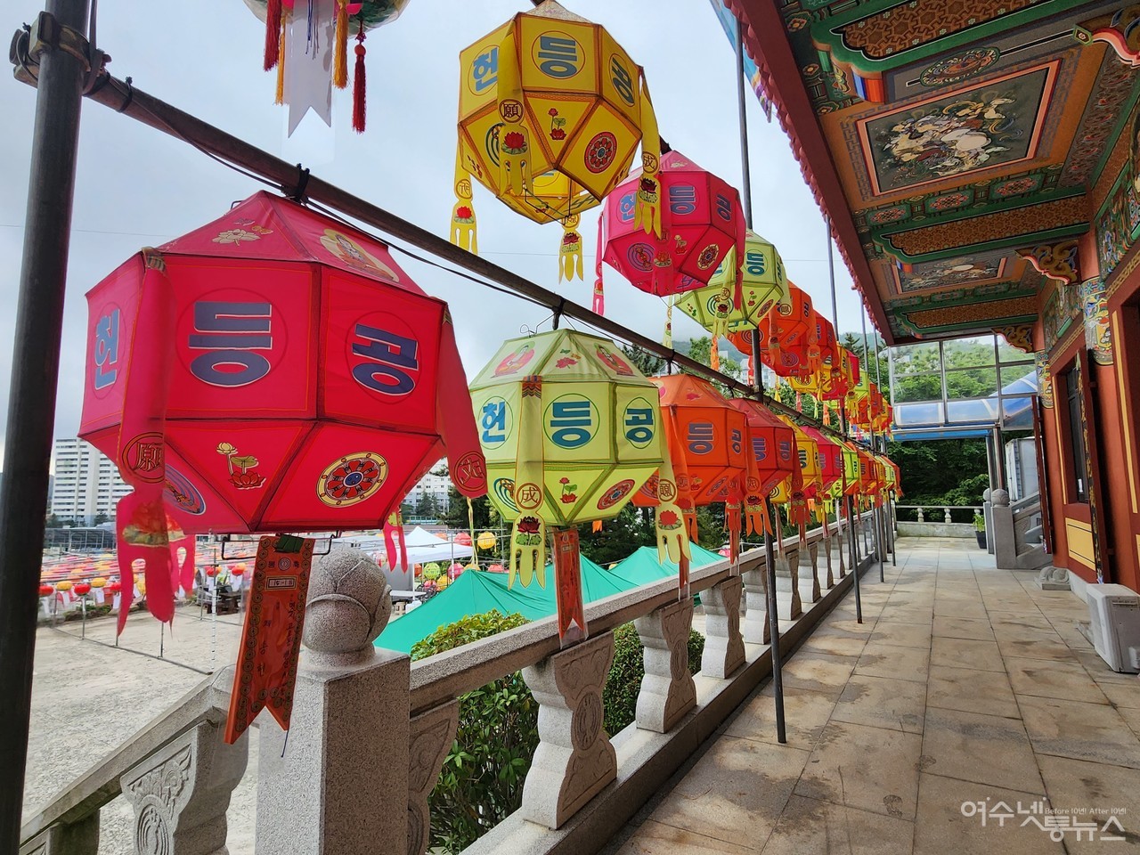 ▲ 장덕사에 걸린 연등 ⓒ심명남