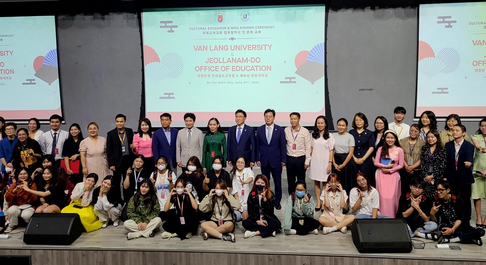 ▲ 협약식 참석자 단체사진