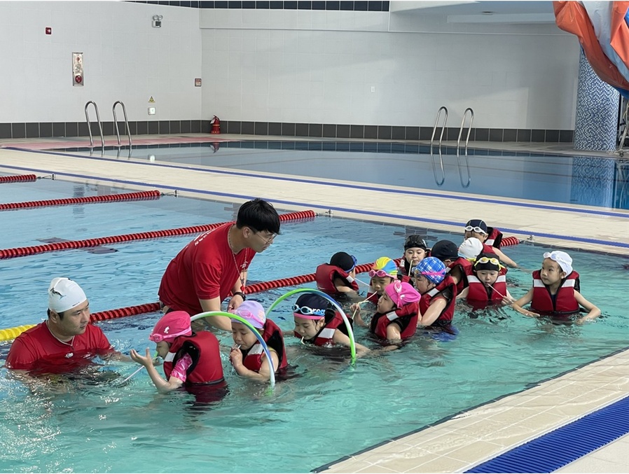 ▲유아생존수영 프로그램 