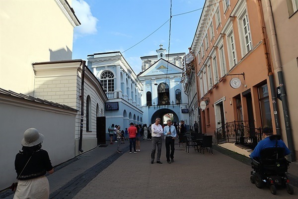 ▲ 유네스코 세계문화유산으로 지정된 새벽의 문 모습ⓒ 오문수