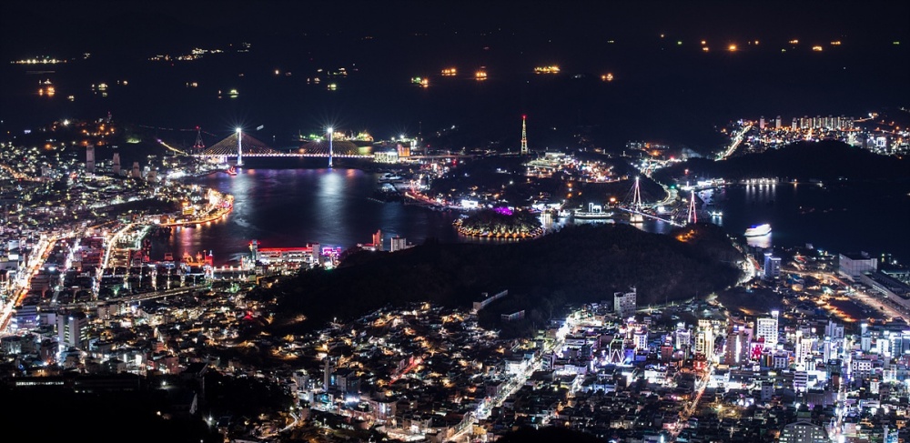 ▲ 여수 밤바다