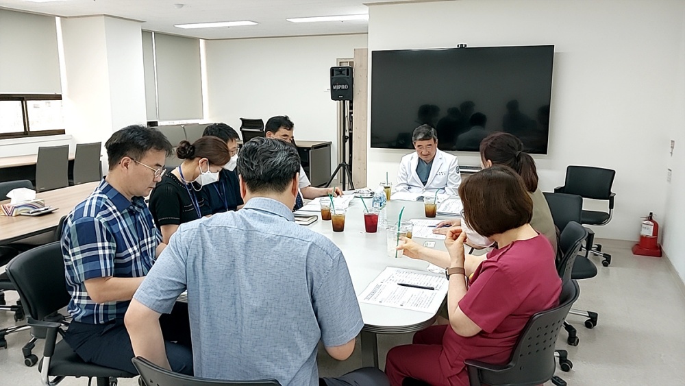 ▲ 의료기관 방문 설명