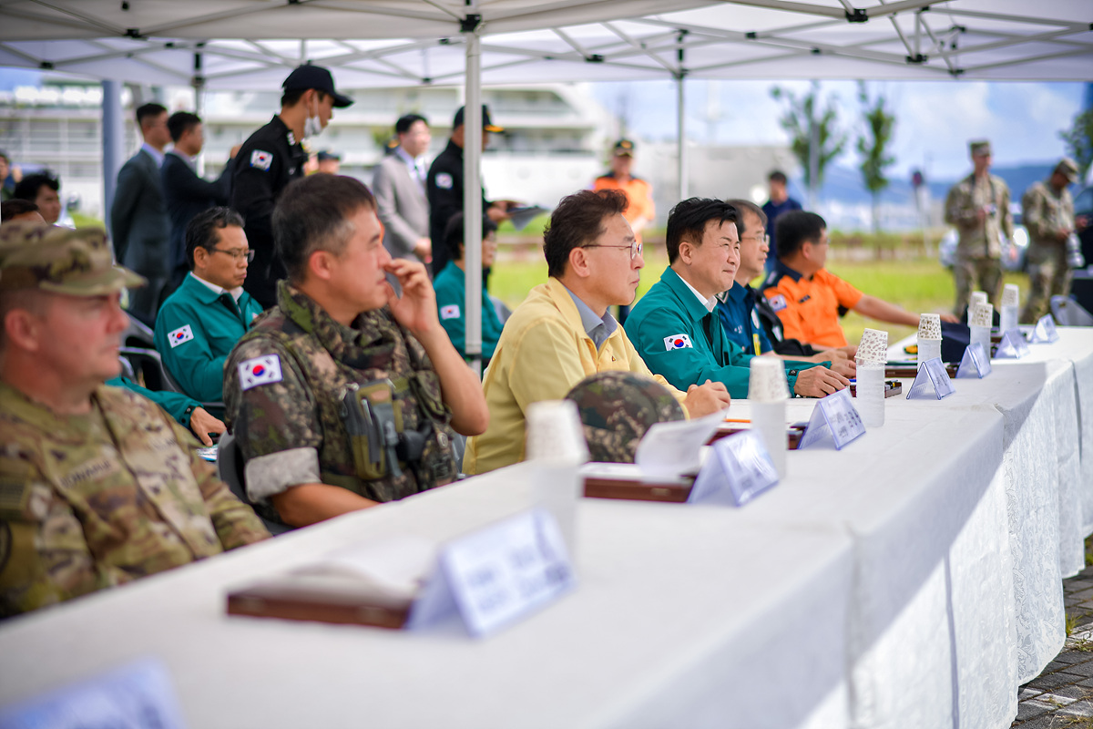 ▲ 실제훈련에 참여한 정기명 시장