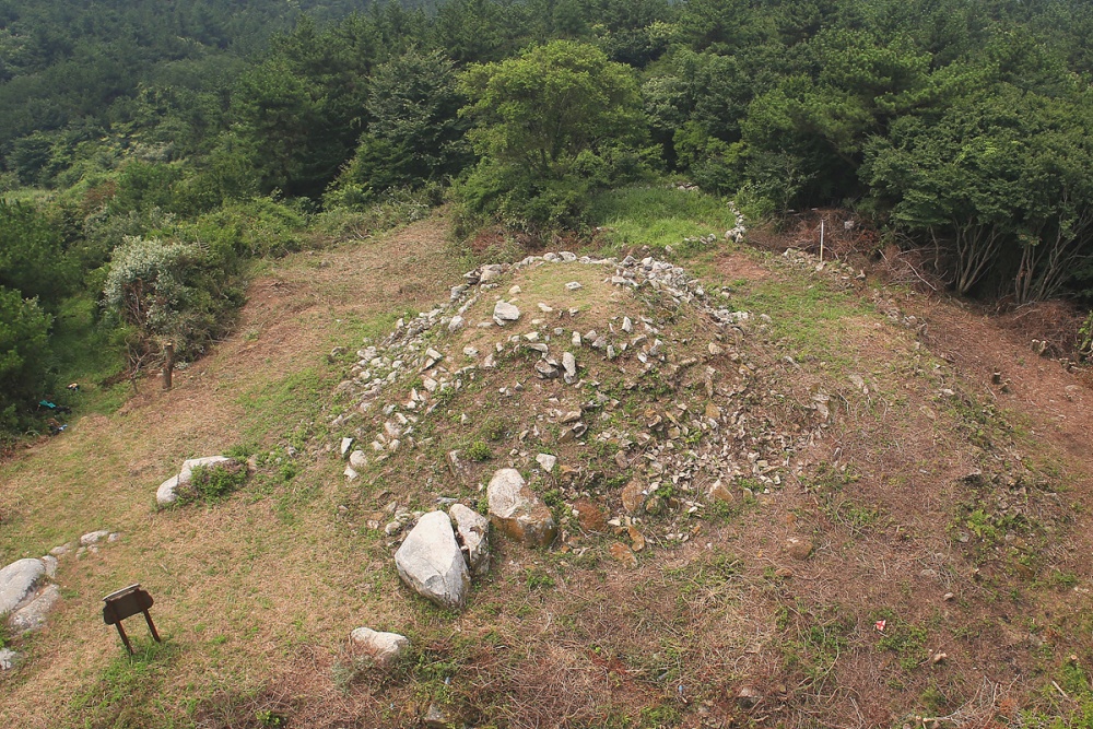 ▲ 여수 돌산도 봉수 유적