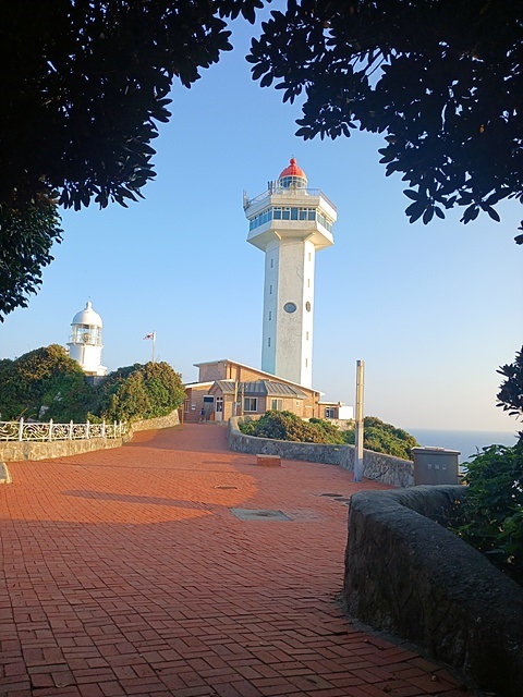 ▲ 거문도 등대 모습. 문화유산인 거문도 등대는 인천 팔미도 등대에 이어 두 번째로 설치된 등대이다. 아름다운 모습을 보기 위해 매년 10만명이상의 관광객이 방문하는 곳이다.ⓒ 오문수