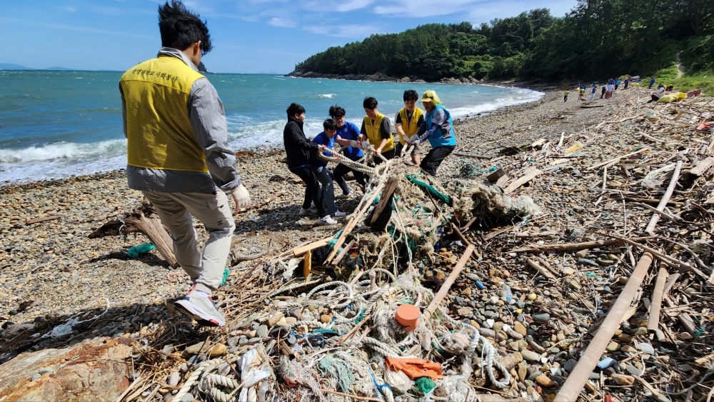 ▲ 해양쓰레기 정화활동
