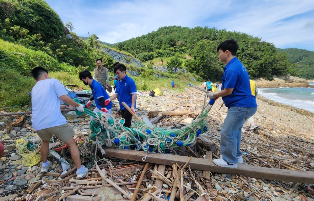 ▲ 해양쓰레기 정화활동