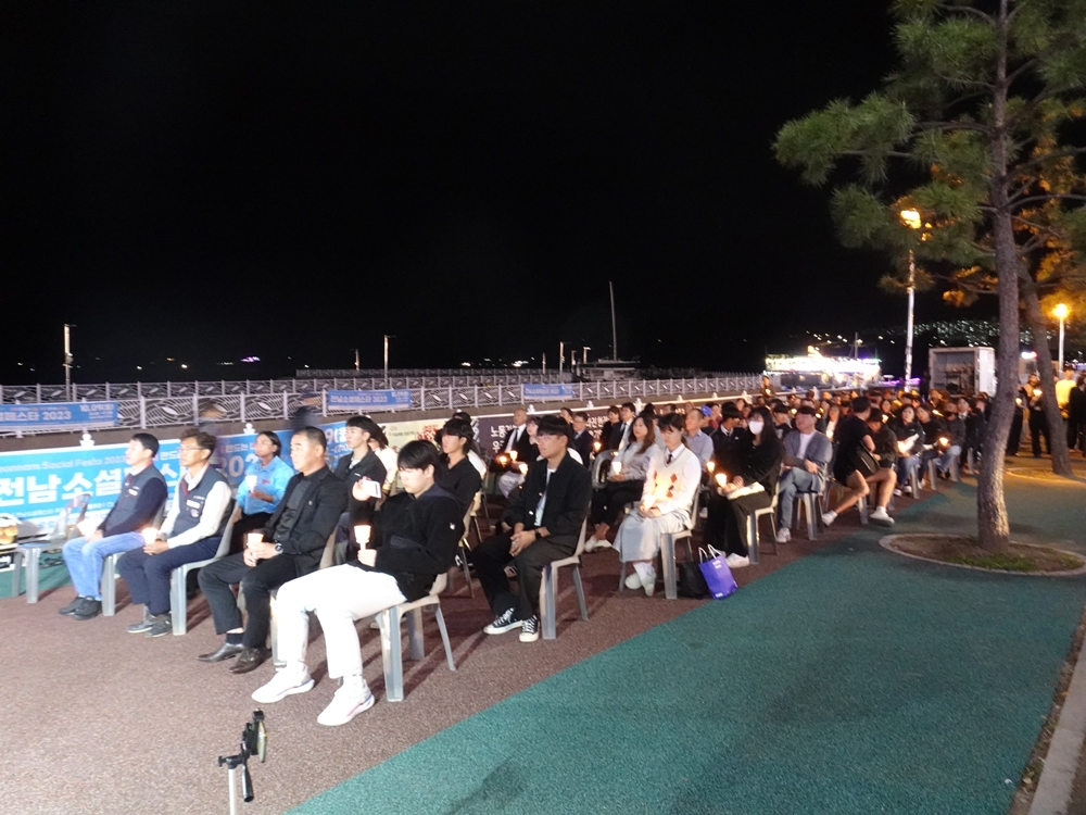 ▲ 고 홍정운 군 2주기 촛불문화제