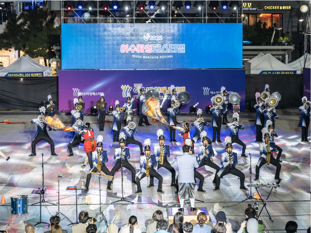 ▲ 태국 밴자마텝우팃 마칭 밴드 공연