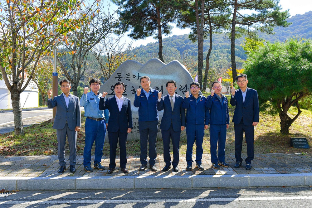 ▲ 정기명 여수시장, 지역기업 오일허브코리아(주) 방문 