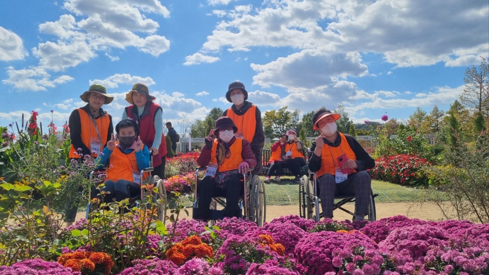 ▲ 문수종합사회복지관 순천정원박람회 가을나들이