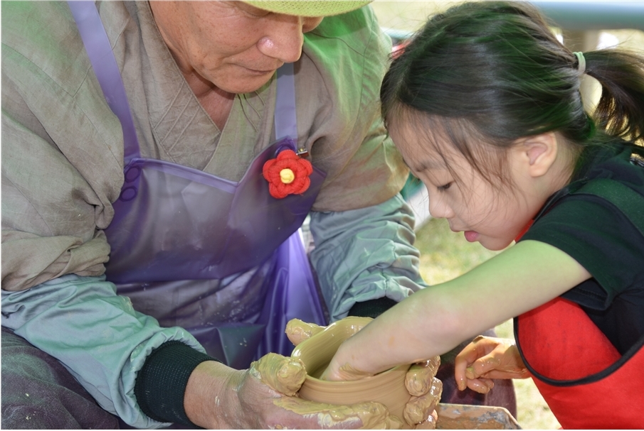 ▲ 여수문화예술나눔공동체가 주최한  제1회 나눔문화축제