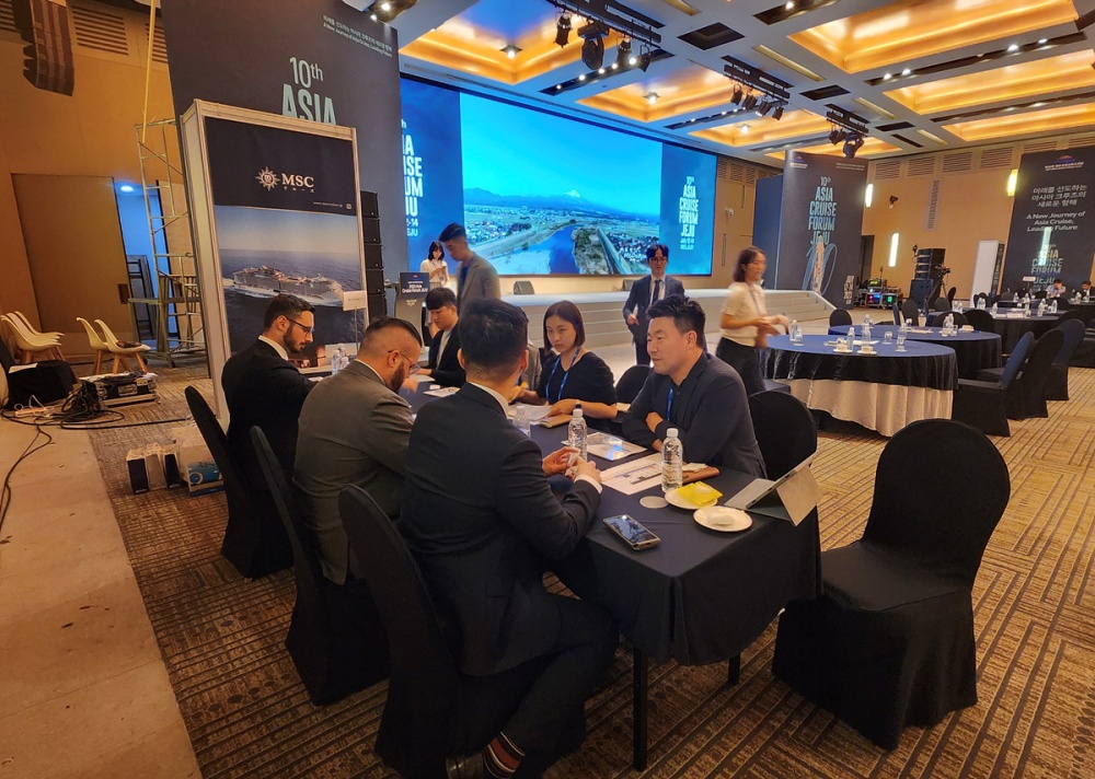 ▲ 제주국제크루즈 포럼 행사 참석, 선사 대상 크루즈 유치 미팅