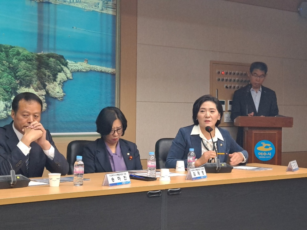 ▲ 여수시의회 이야포미군폭격사건특위 박성미 위원장 ⓒ조찬현