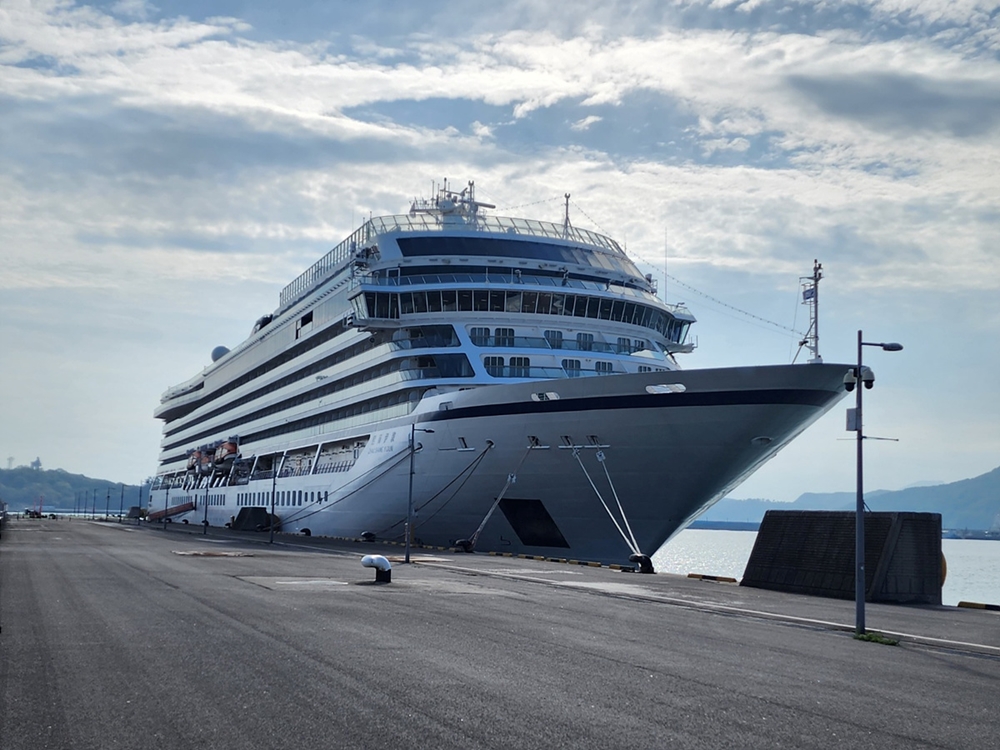 ▲ 중국발 크루즈선 ‘자오상이둔’호