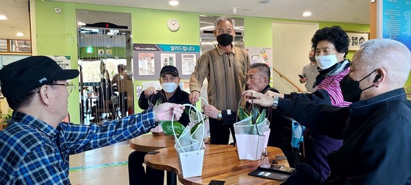 ▲ 이용장애인들의 일상에서 함께 해줄 반려식물