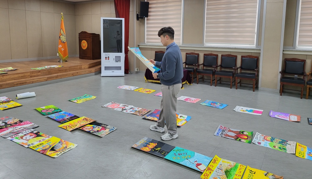 ▲ 포스터 심사