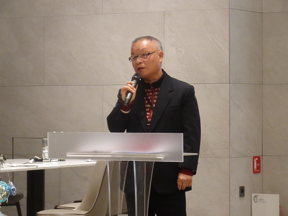 ▲ 여수환경련 박영석 공동대표가 인사말을 하고 있다.