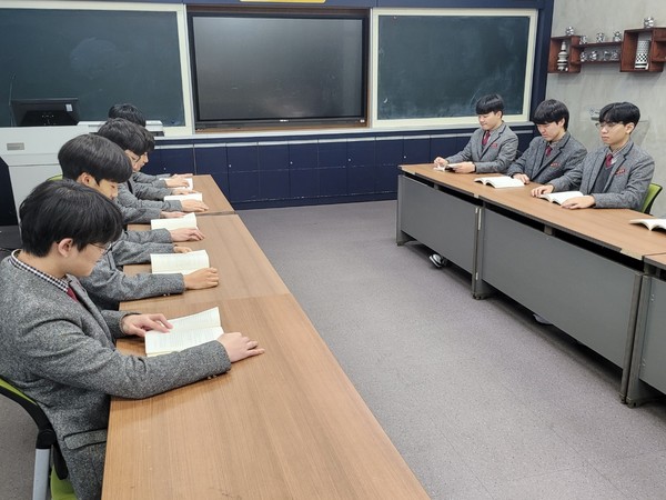 ▲ 여수공고 공무원 취업특별반