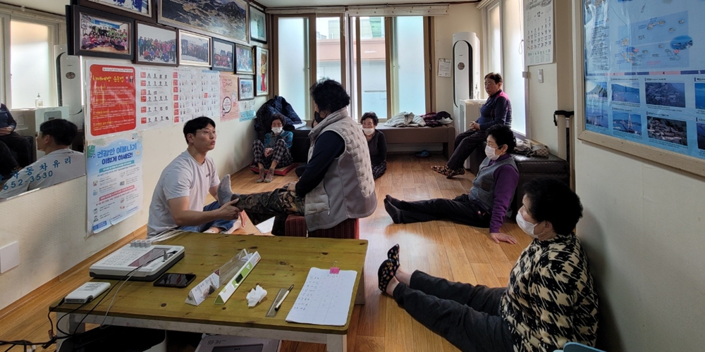 ▲여수시도시관리공단 임직원 봉사단체 재능기부활동