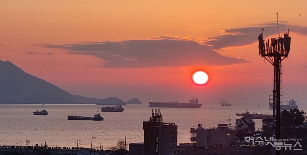 ▲만성리 해수욕장 일출  ⓒ독자 제공