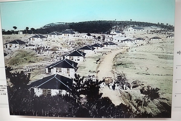 ▲개원초기 애양원 뒷편에 있던 남자병사 모습으로 현재는 음성환자들의 정착촌인 도성마을로 변했다.  ⓒ 오문수 