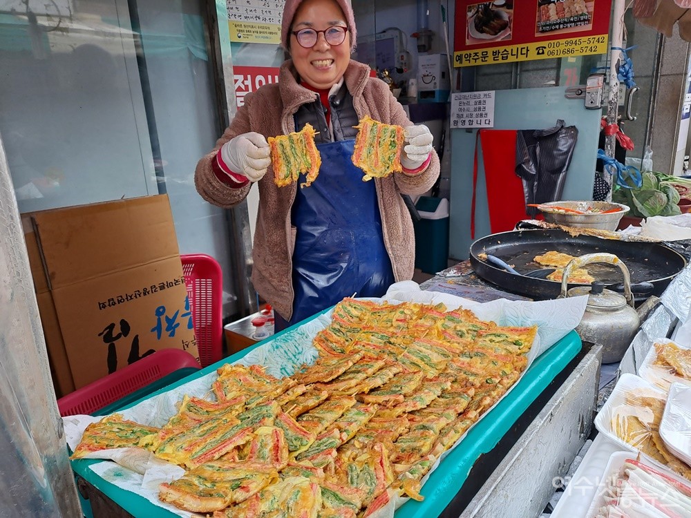 ▲황원숙씨는 꽈리고추 산적이 가장 인기가 많다고 한다.  ⓒ조찬현