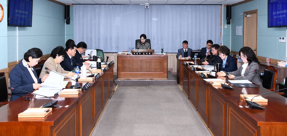 ▲제8대 여수시의회 환경복지위원회