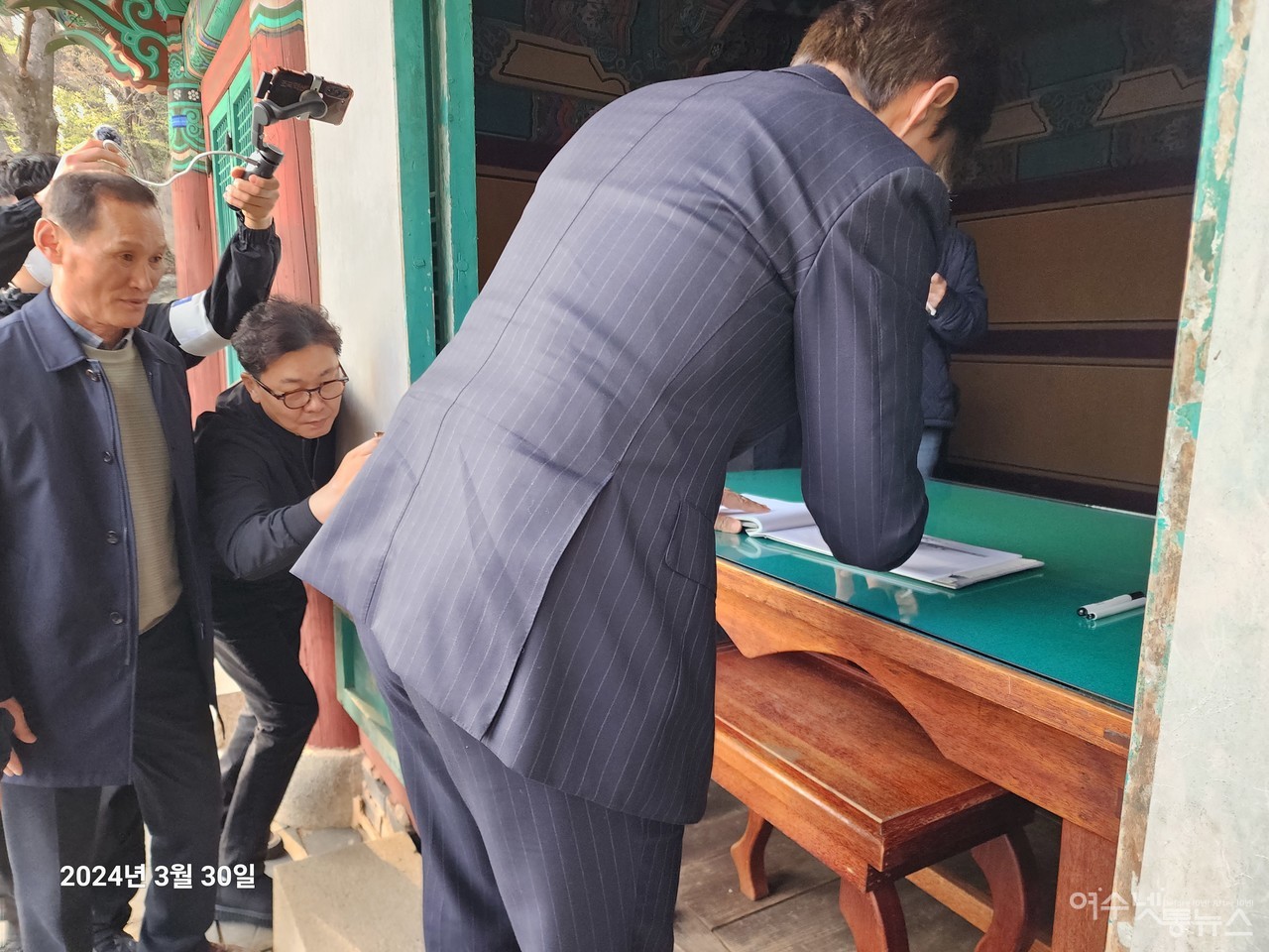 ▲조국대표 여수 충민사 참배 ⓒ심명남