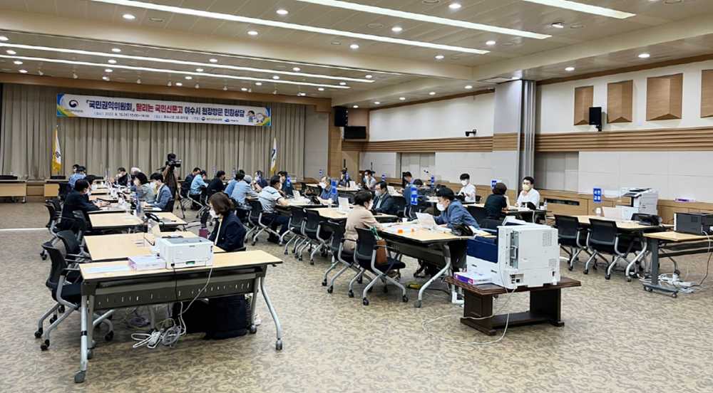 ▲ 지난해 시청회의실에서 열린 ‘달리는 국민신문고’ 