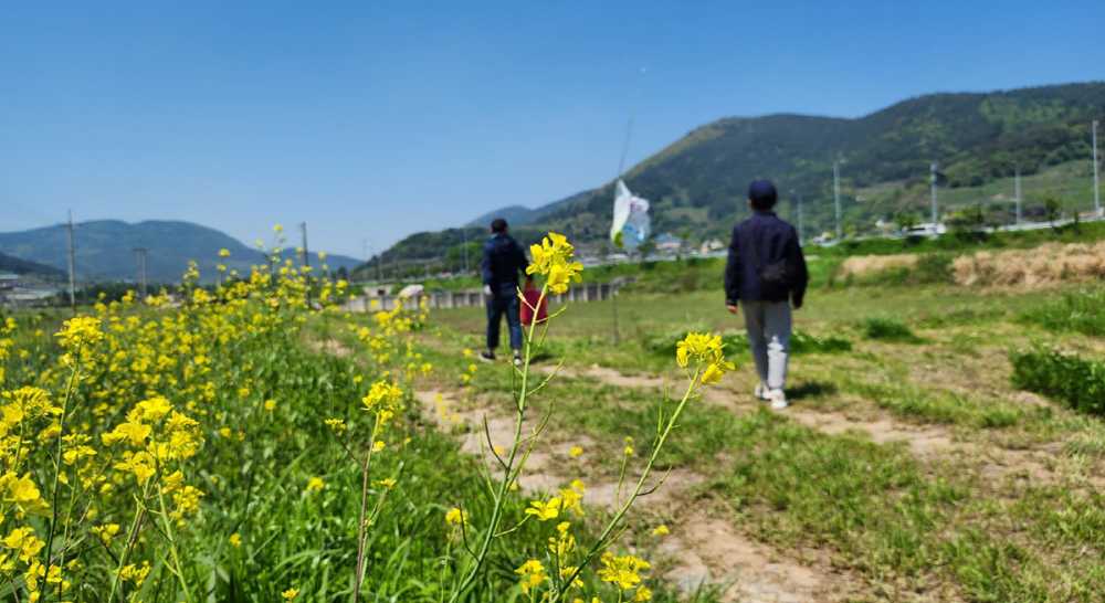 ▲ 갓섬트래킹을 즐기는 시민