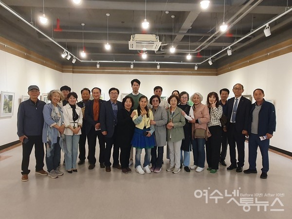 ▲  '시전 화우회' 회원 기념사진.   ⓒ 공문택