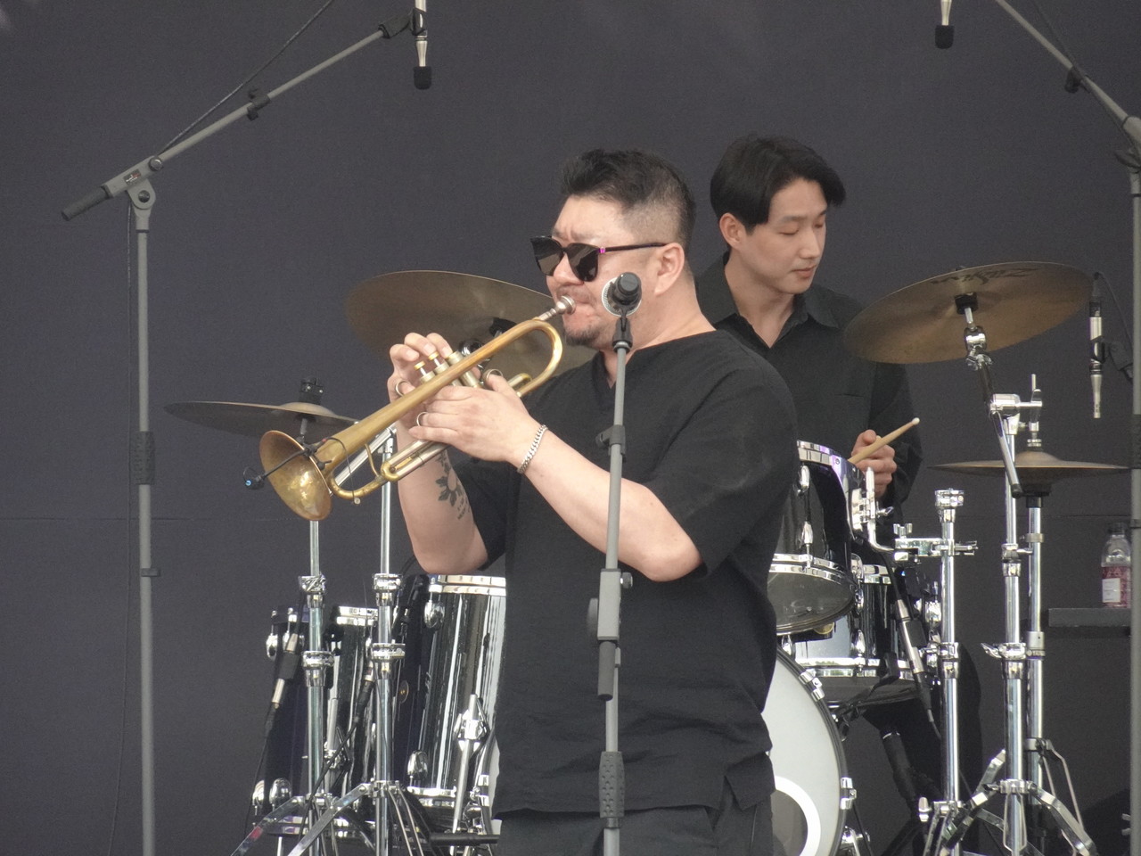 ▲ 여수 대표 재즈뮤지션인 이학경 퀄텟이 오프닝을 장식했다 