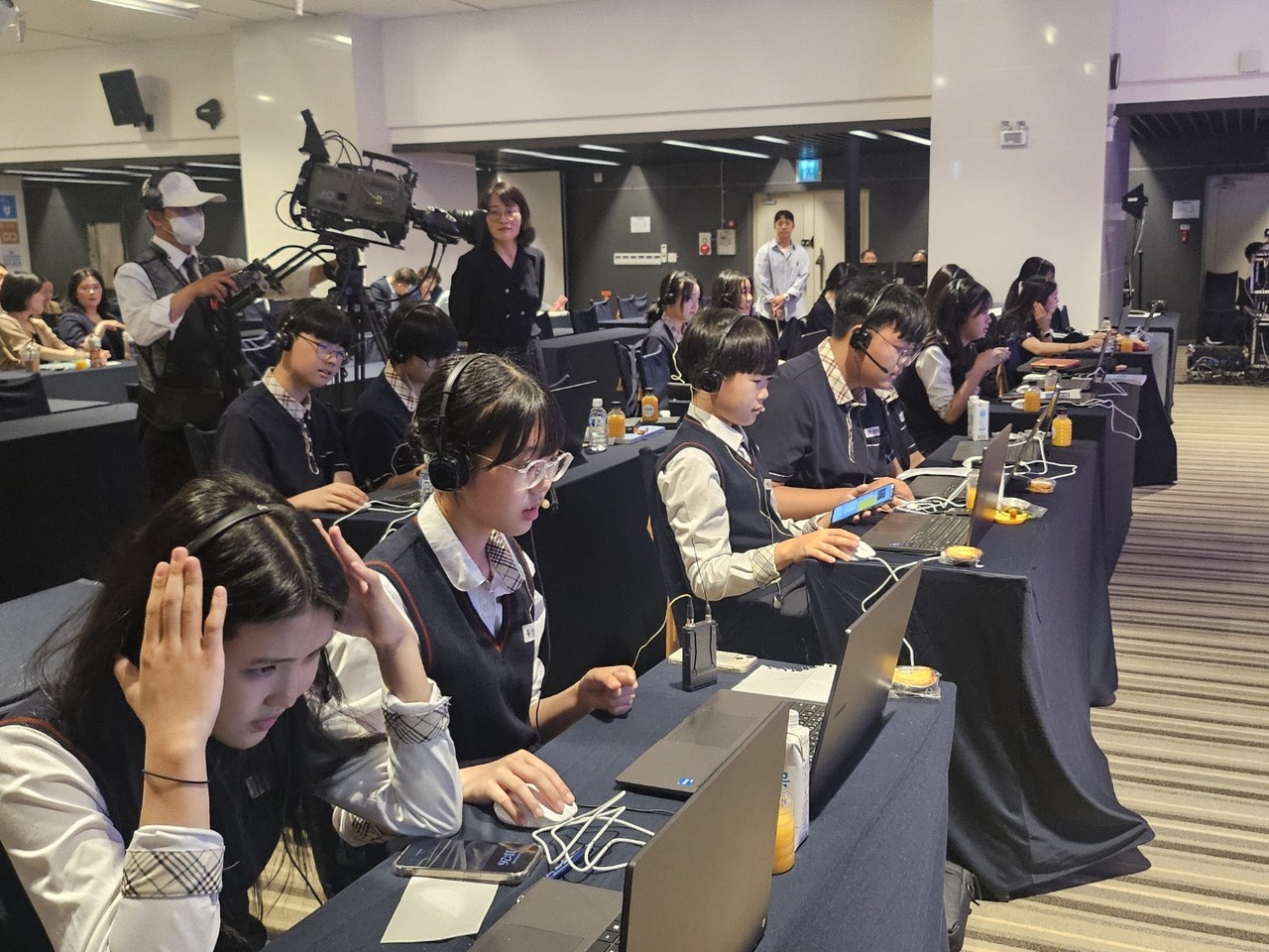 ▲ 전남 학생과 호주 학생의 ‘Hello, e-Friends!(5기)’ 온라인 국제교류 수업