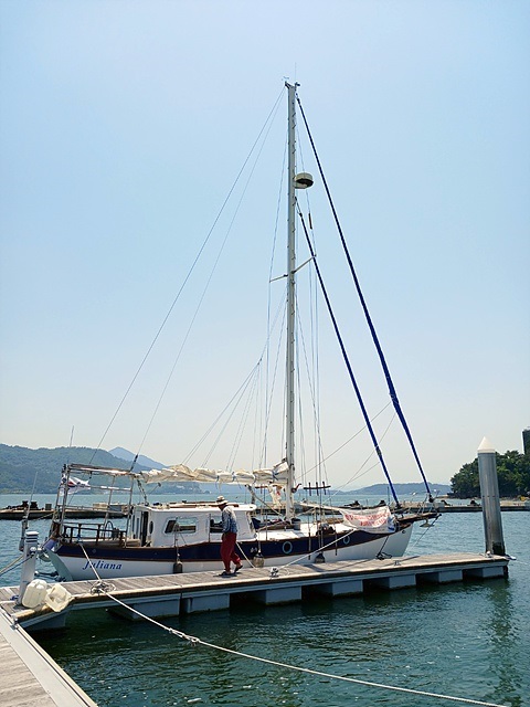 ▲  당항포 요트학교에 정박한 율리안나호 요트 모습ⓒ 오문수