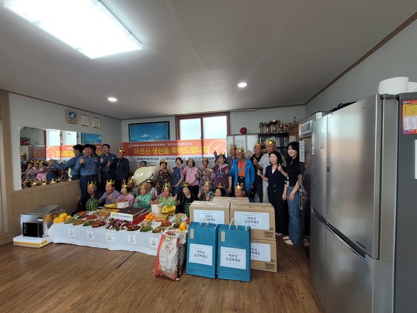 ▲ 한화에너지(주) 여수공장과 함께 하는  찾아가는 합동생신 잔치